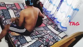 Bangladeshi Sexy girlfriend with big boobs and hugh butt seduce her boyfriend when he want to breakup