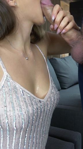 Proving to a stranger that my blowjob is the hottest. Cum in mouth