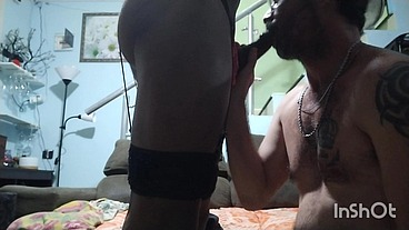 Dando gostoso para o vizinho de calcinha