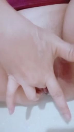 Fucking me hard dady 😋😋😋