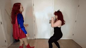 Catwoman Gets SuperGirl - Andrea Rosu And Luna Lain WMV