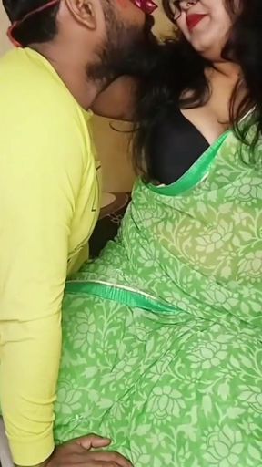 Must-share moment from &quot;DAMAD JI KO PATA KAR SAAS NE APNI PYASI CHOOT KI SARI GARMI NIKAAL DALI&quot;