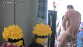 patrao olhou nas cameras e viu funcionarios fodendo na sala de descanso