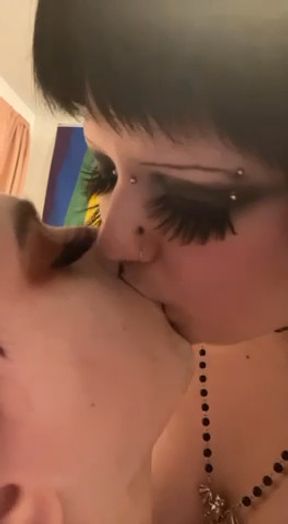 Lipstick make out sesh