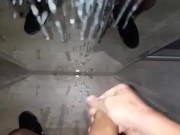 Me quedé solo en casa y bañé el espejo en leche 🍆✊💦