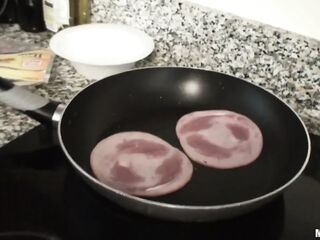 B Sides - Beautiful Golden-haired Brittney Bell Tries to Make a Breakfast for Jason but That guy Pulls Her Pants Down, Gets Facial