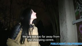 PublicSex Long black haired sexy babe fucking outdoors