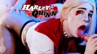 Harley Quinn Cosplayer disfruta de una mamada de garganta profunda con grandes tetas y un gran culo