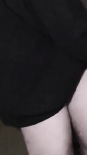 Wtf! Girl in Skirt and Fishnet Stockings Fucking and Gets a Creampie in the Elevator!