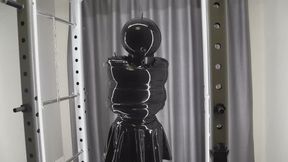 Automatic adjustment on the iron frame