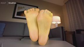 Goblin Goddess NEON YELLOW PANTYHOSE tease!