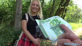 Splendid Amber Deen's blonde dirt