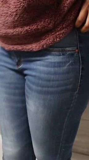 Indian Girl Piss Desperation in Jeans