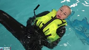 Neoprene Lust: Inflatable Snorkel Vest Pleasure in the Pool - AVI