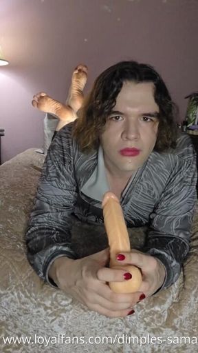 Nonbinary femboy does some throat training while doing "The Pose"