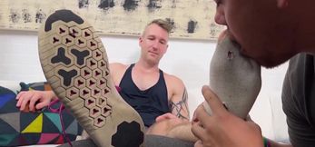 Bax pays gym trainer with Dan Edwards worship