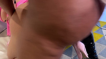 Dei essa Gostosa da bunda grande de presente de aniversário pra minha irmã, e transamos com ela com vontade, assista até o final!