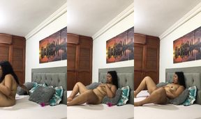 My stepsister masturbates and makes a hot video.
