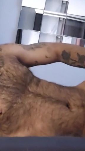 Rnlysuperguapo Hunk with Thick Cock Masturbates in Raw Homemade Webcam on Stripchat   Clip 1