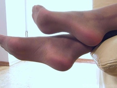Black Amateur Explore Hot Foot Fetish