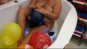 Annadevot - Naked balloon bad