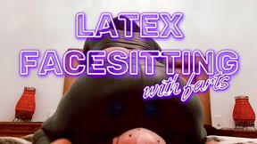 Facesitting and farting on latex leggins