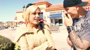 Vig tits mom make a blowjob