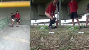fodendo na marginal tiete,na passarela,carros passando ,eu e meu primo fodendo