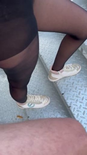we take a blowjob break in college and i cum on her pantyhose