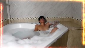 un jacuzzi y un lavado de concha profundo , con quien va a ser ?? con perla lopez