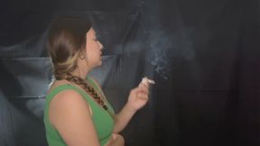 YULIANA SEXY SMOKER
