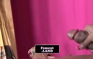 Tattooed trap amateur wanking in closeup