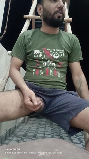 Indian man outdoor sex activity