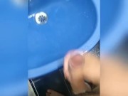 Masturbacion en el baño