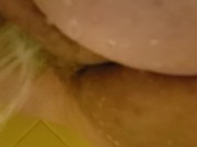 Fat Pussy and Showerhead - short clip