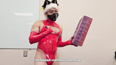Tingon M2 toy blows my catboy apart in Korean latex review