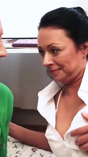 Key moment from &quot;Stiefsohn fickt die notgeile MILF Mama&quot;