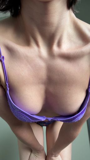 Skinny Fit Asian Beauty in Bra and Panties