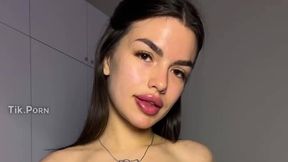 Community Creator
 @Elizabetth @Showing Boobs and #Brunette #Natural Big Tits #Sexy Lingerie #Teen hd hot porno | Tik.Porn