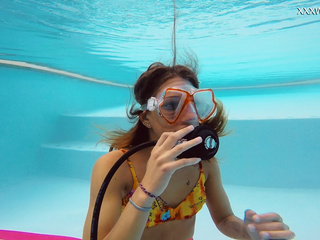 ”Katya Nakolkina adorable blonde underwater”