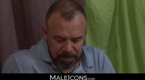MaleIcons.com - Hairy hunk Max Sargent's pounding session with knowledgeable homosexu