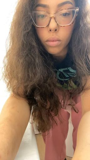 I let you taste my feet before my bath 👣 PT2