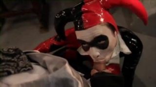 Harley Quinn cosplayer thích bú cặc