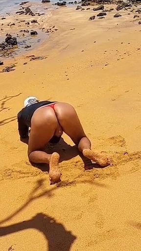 Ladysilva Showing off Her Hot Ass in Panties on the Beach
