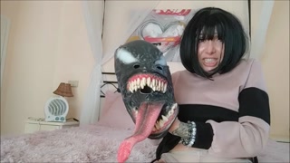 it's terrible! I have an alien in my belly!