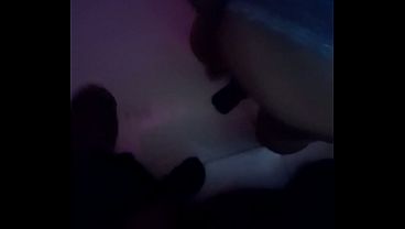 Madre soltera de 31, se marea . Y al final amiga borracha