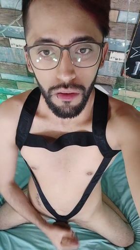 Jerking off after a horny camshow