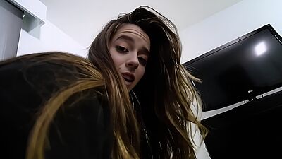 Stepbrother Has Sex With His Stepsister Until She Cums All Over The Bed