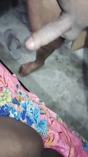 Punjabi Married Bhabhi Cheating with Young Neighbour.gave Birthday Gift.