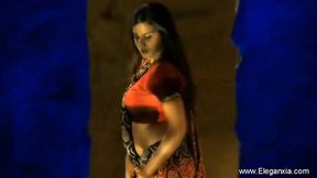 Eleganxia - exotic video